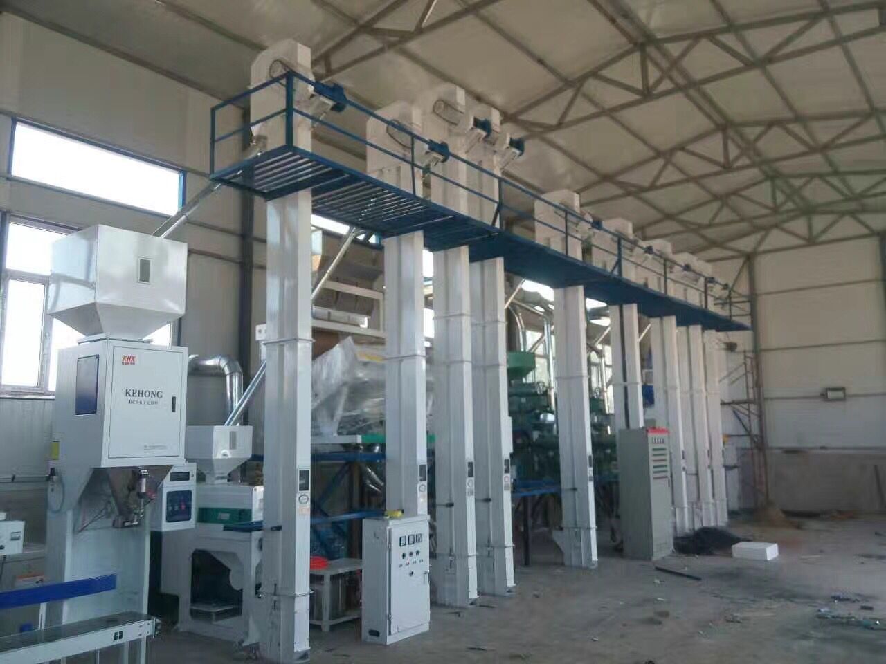 關于大米加工設備流水線的知識(圖1) 關于大米加工設備流水線的知識